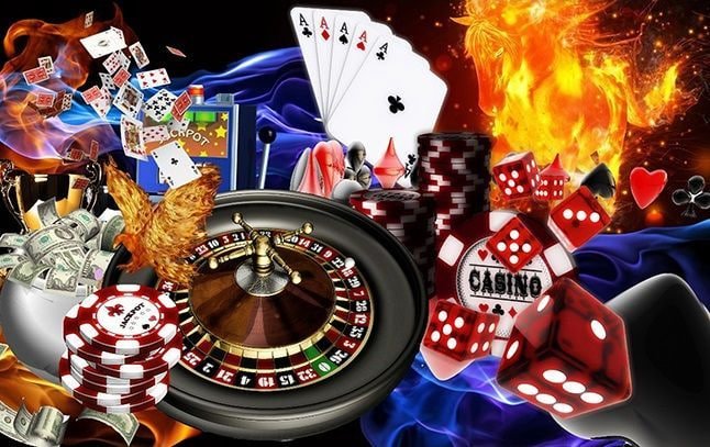 Tim nagapoker di kantor pusat dengan peralatan dukungan pelanggan 24/7